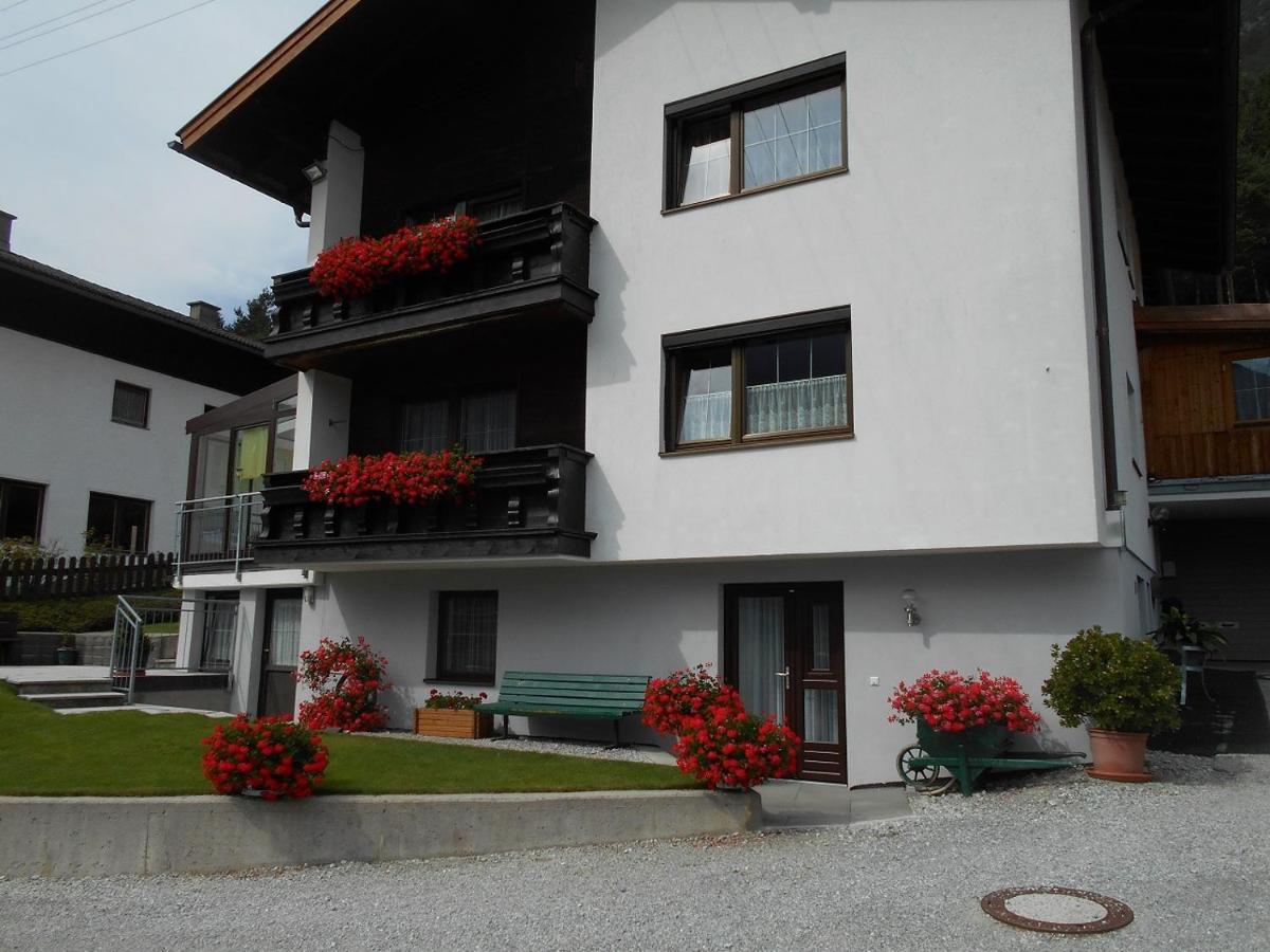 Pension Jaeger Trins Exterior foto