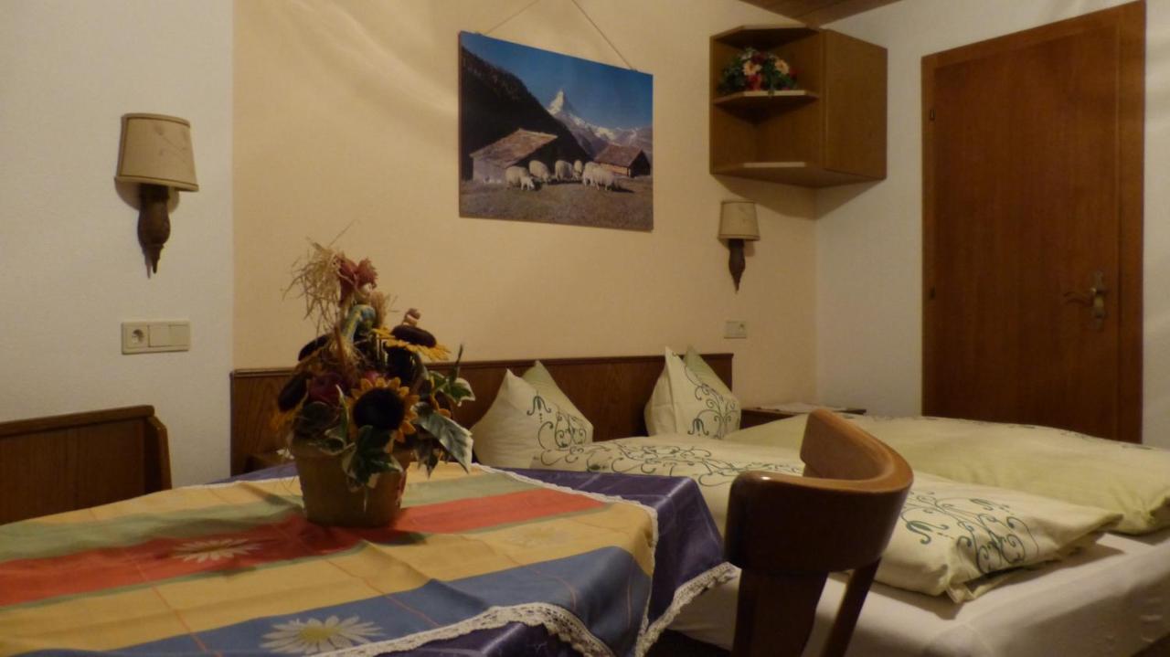 Pension Jaeger Trins Exterior foto